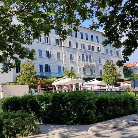 Blue Stella Luxury *