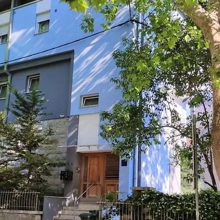 Blue Stella Luxury スプリト